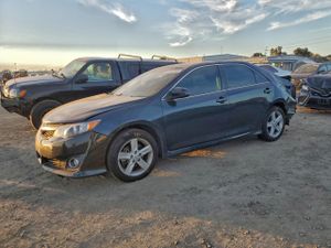 Toyota Camry L 2.5L 4 2013