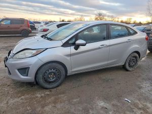 Ford Festiva SE 1.6L 4 2013