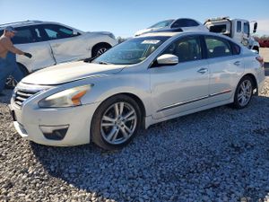 Nissan Altima 3.5S 3.5L 6 2015