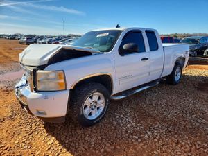 Chevrolet Silverado 1500 K1500 LT 5.3L 8 2011