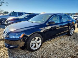 Volkswagen Passat SE 2.5L 5 2013