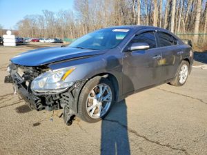 Nissan Maxima S 3.5L 6 2014