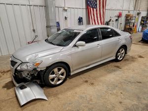 Toyota Camry BASE 2.5L 4 2011