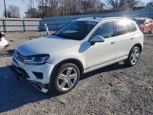 Volkswagen Touareg V6 TDI 3.0L 6 2015