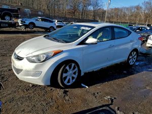 Hyundai Elantra GLS 1.8L 4 2013