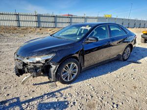 Toyota Camry LE 2.5L 4 2015