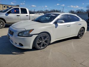 Nissan Maxima S 3.5L 6 2013
