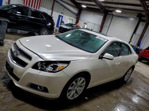 Chevrolet Malibu 2LT 2.5L 4 2013