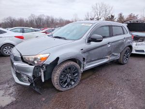 Mitsubishi Outlander ES 2.0L 4 2017