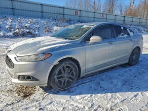 Ford Fusion SE 2.5L 4 2013