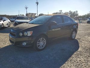 Chevrolet Aveo (Sonic) LT 1.8L 4 2014
