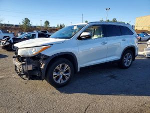 Toyota Highlander XLE 3.5L 6 2015