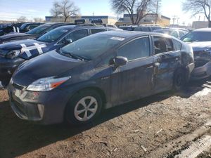 Toyota Prius 1.8L 4 2015