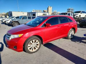 Toyota Venza LE 2.7L 4 2013