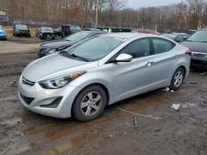 Hyundai Elantra SE 1.8L 4 2015