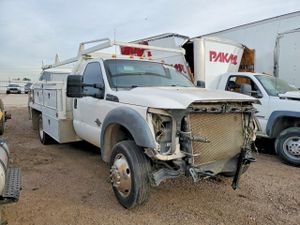 Ford F-450 SUPER DUTY 6.7L 8 2015