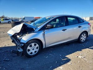 Ford Focus S 2.0L 4 2014