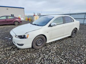 Mitsubishi Lancer ES 2.0L 4 2015