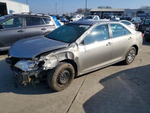 Toyota Camry L 2.5L 4 2014