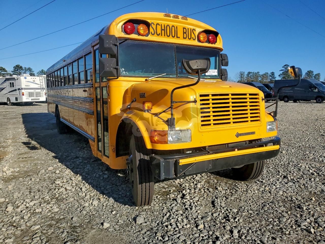 International 3000 3800 8 1997