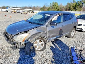 Nissan Rogue S 2.5L 4 2012