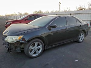 Toyota Camry BASE 2.5L 4 2012