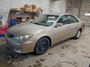 Toyota Camry LE 2.4L 4 2005