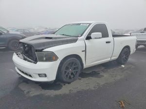 Dodge RAM ST 5.7L 8 2012