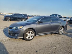 Toyota Camry L 2.5L 4 2013