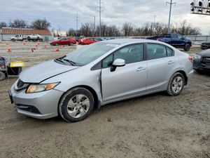 Honda Civic LX 1.8L 4 2013