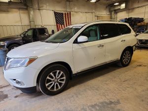 Nissan Pathfinder S 3.5L 6 2014