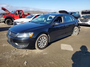 Volkswagen Passat S 2.5L 5 2013
