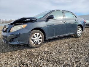 Toyota Corolla BASE 1.8L 4 2010