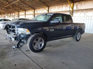 RAM 1500 ST 5.7L 8 2015