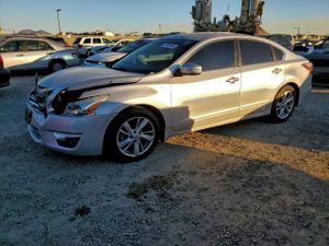 Nissan Altima 2.5 2.5L 4 2015