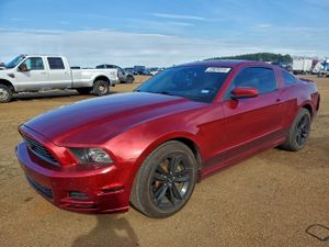 Ford Mustang 3.7L 6 2014
