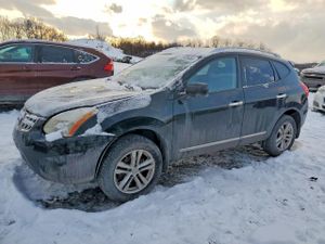 Nissan Rogue S 2.5L 4 2012