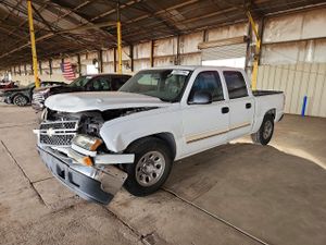 Chevrolet Silverado 1500 C1500 CLASSIC CREW CAB 4.8L 8 2007