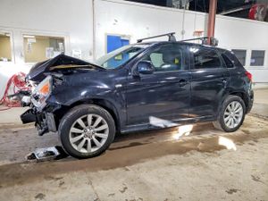 Mitsubishi Outlander SE 2.0L 4 2011