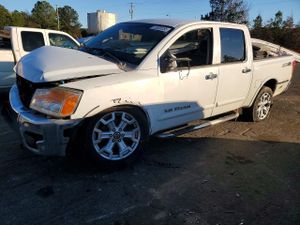 Nissan Titan XE 5.6L 8 2008