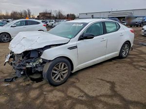 Kia Optima LX 2.4L 4 2011