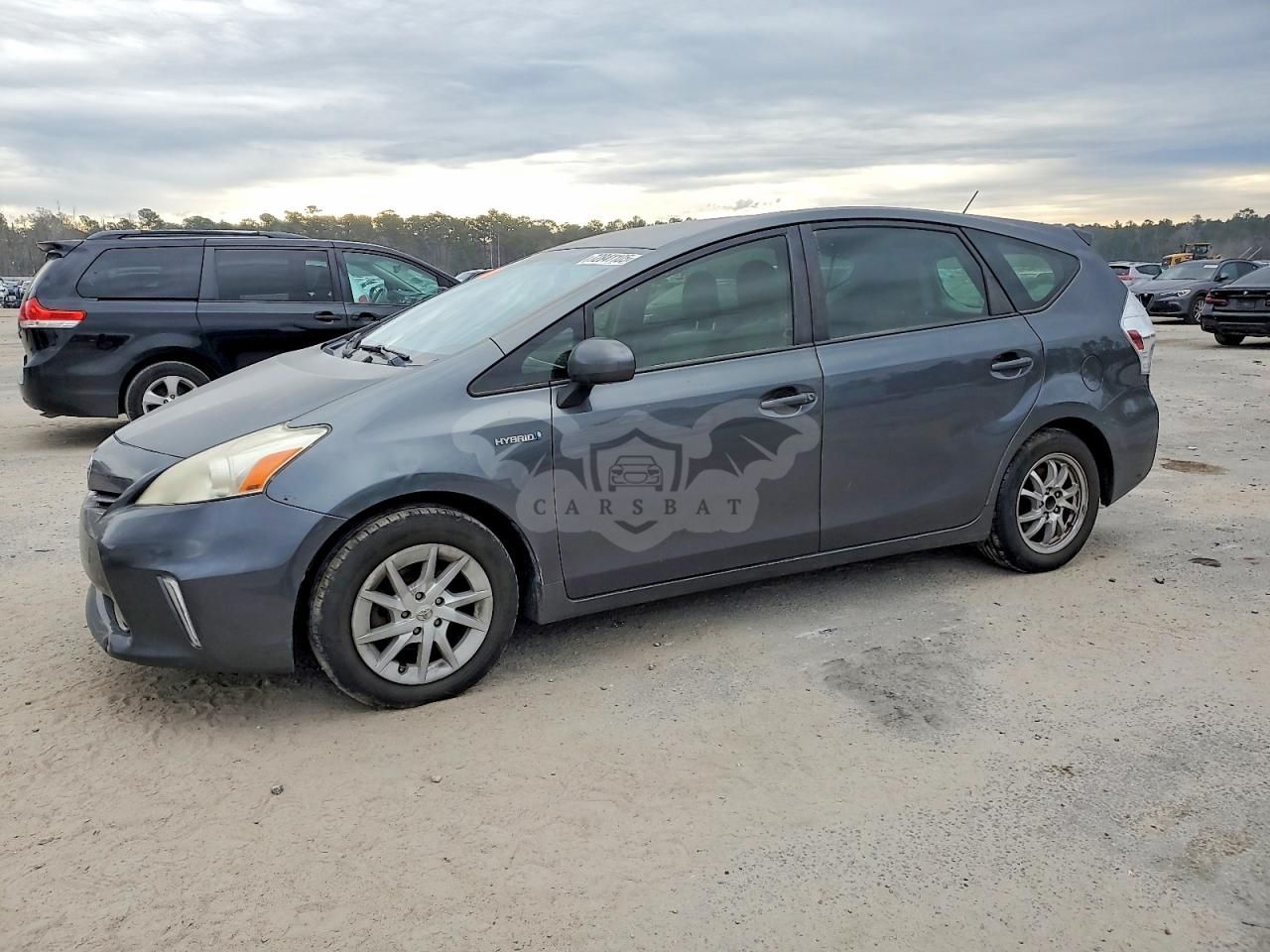 Toyota Prius 1.8L 4 2013
