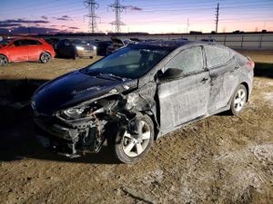Hyundai Elantra GLS 1.8L 4 2013