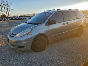 Toyota Sienna CE 3.3L 6 2006