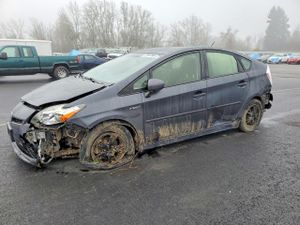 Toyota Prius 1.8L 4 2014