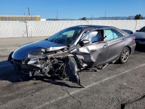 Toyota Camry LE 2.5L 4 2015