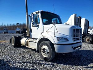 Freightliner Business Class M2 112 MEDIUM DUTY 8.9L 6 2015