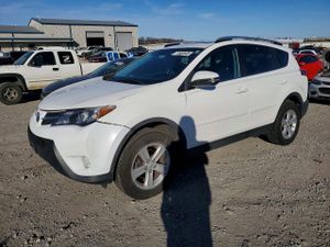 Toyota Rav4 XLE 2.5L 4 2014