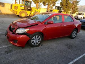 Toyota Corolla BASE 1.8L 4 2010