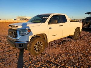 Toyota Tundra DOUBLE CAB SR 5.7L 8 2014
